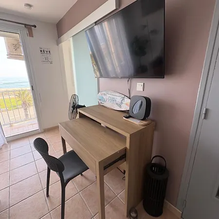 T2 Cyprien Avec Vue Sur La Mer, A 50 M De La Plage, Parking *